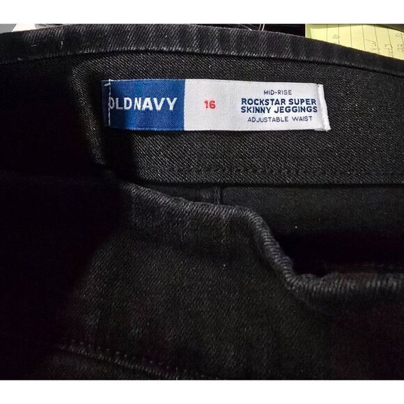 Old Navy Rockstar Super Skinny Jeggings Mid-Rise Adjustable Waist Size 16 Black - Picture 1 of 5